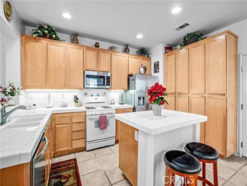 65 Windward Way, Buena Park, CA