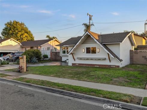 7560 El Escorial , Buena Park, CA