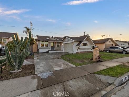 7560 El Escorial , Buena Park, CA
