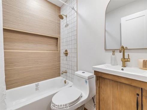 7560 El Escorial , Buena Park, CA