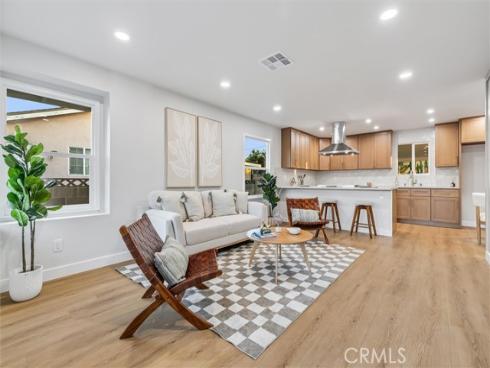 7560 El Escorial , Buena Park, CA