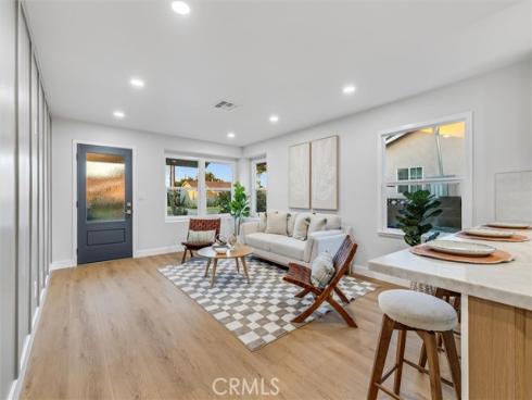 7560 El Escorial , Buena Park, CA