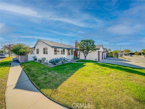 5896  Honduras  , Buena Park, CA