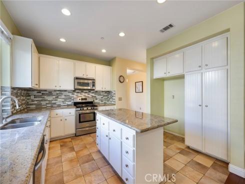 11  Springwater Dr  , Buena Park, CA