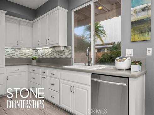 18  Tidewater  , Buena Park, CA