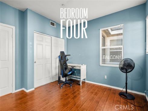 18  Tidewater  , Buena Park, CA