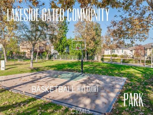 18  Tidewater  , Buena Park, CA