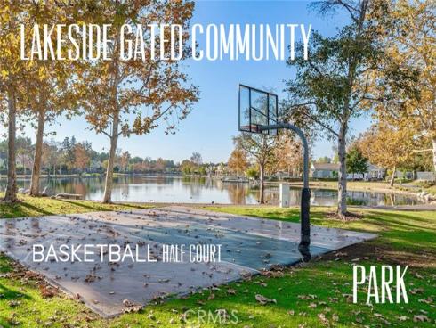 18  Tidewater  , Buena Park, CA