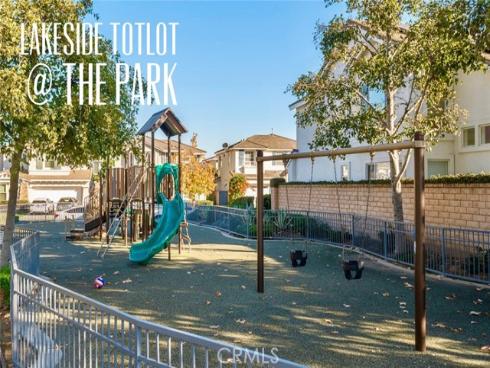 18  Tidewater  , Buena Park, CA