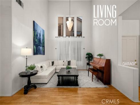 18  Tidewater  , Buena Park, CA