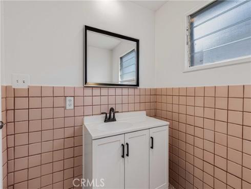 7912  11th  , Buena Park, CA