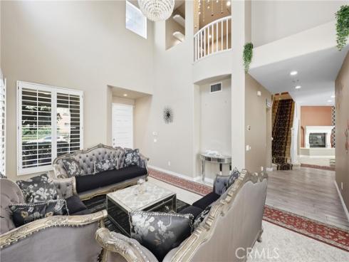 6528  University  , Buena Park, CA