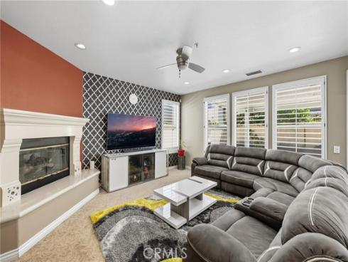 6528  University  , Buena Park, CA