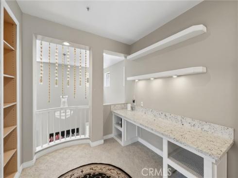 6528  University  , Buena Park, CA