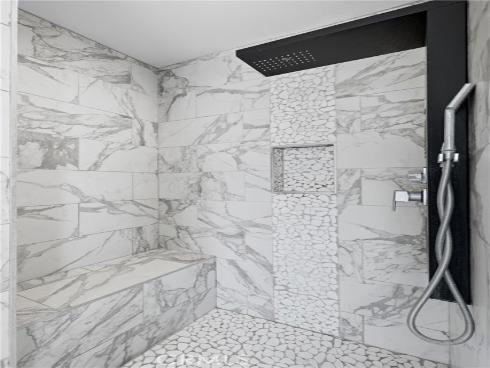 6528  University  , Buena Park, CA