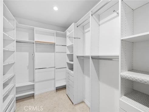 6528  University  , Buena Park, CA