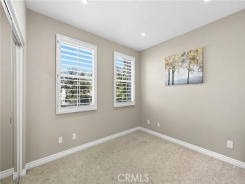 6528  University  , Buena Park, CA