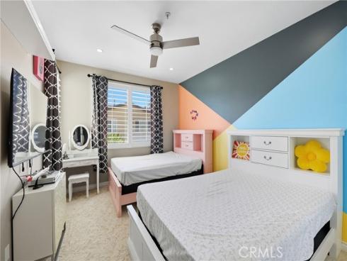 6528  University  , Buena Park, CA