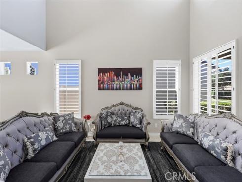 6528  University  , Buena Park, CA