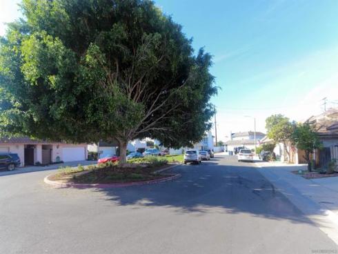 8195  Mammoth Cir  , Buena Park, CA