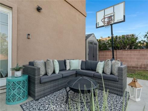 8399  San Capistrano  , Buena Park, CA