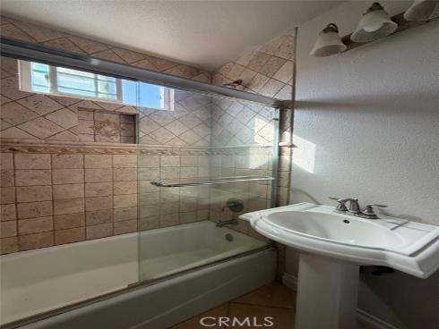 7233  Hayes  , Buena Park, CA