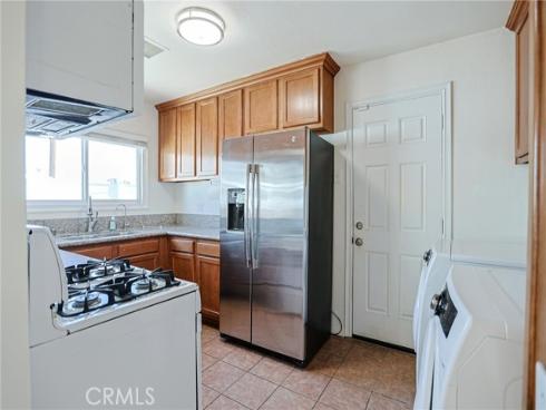 7586  El Prado  , Buena Park, CA