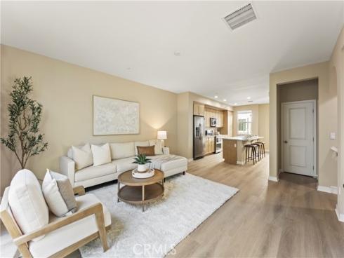 7047  Oregon St  , Buena Park, CA