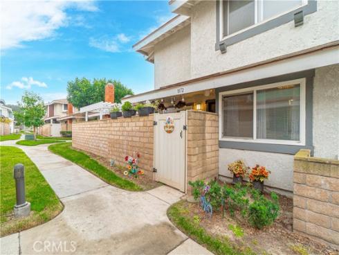 8072  Woodland  31  Drive, Buena Park, CA