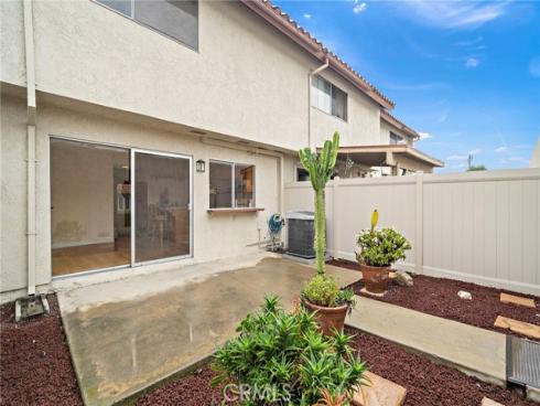 4555  Toledo  , Buena Park, CA