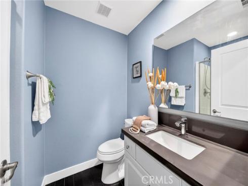 17  Citrus Glen  , Buena Park, CA