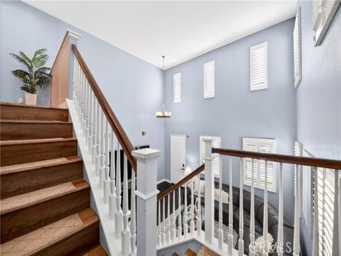 17  Citrus Glen  , Buena Park, CA