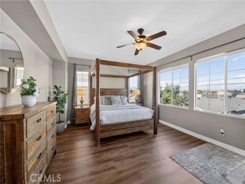 17  Citrus Glen  , Buena Park, CA