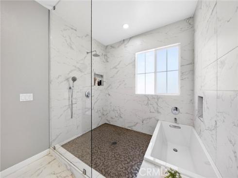 17  Citrus Glen  , Buena Park, CA