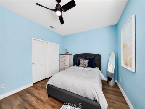 17  Citrus Glen  , Buena Park, CA