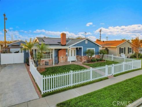 8845  Garfield   Circle, Buena Park, CA
