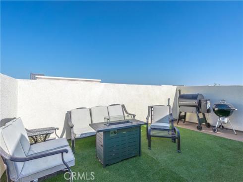 8036  Ackerman  , Buena Park, CA