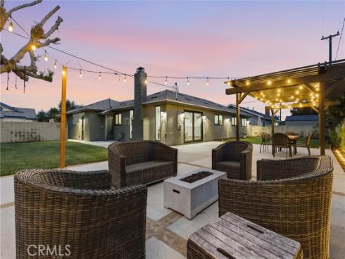 6861  Frost  , Buena Park, CA