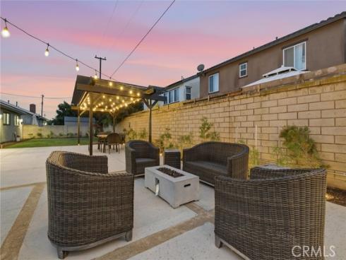 6861  Frost  , Buena Park, CA