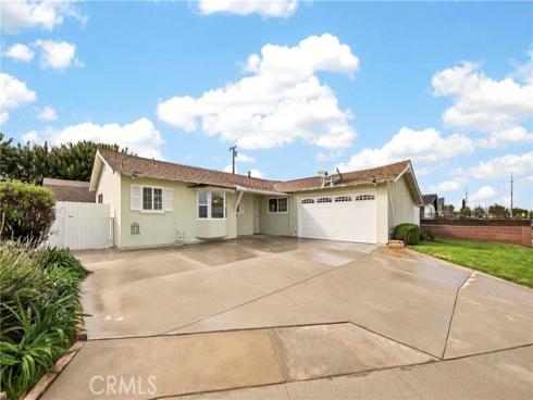 7961  La Corona   Way, Buena Park, CA