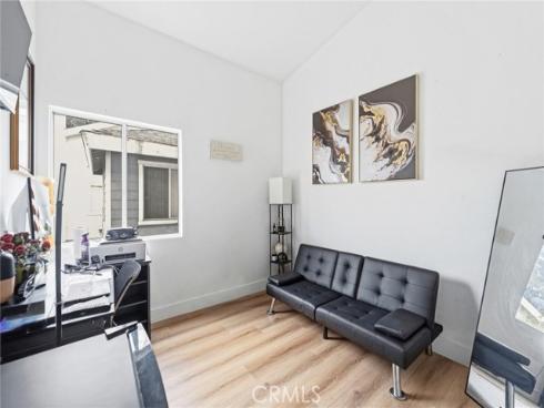 7361  8th  4 , Buena Park, CA