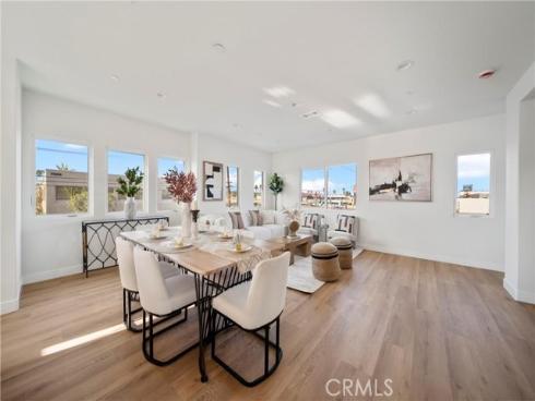 7692  9th  105  Street, Buena Park, CA