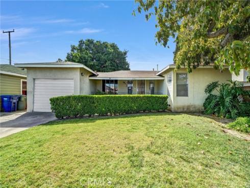 6361  Los Robles  , Buena Park, CA