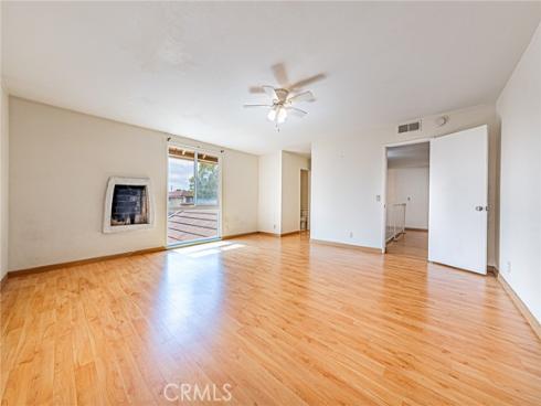 8237  Henshaw  , Buena Park, CA