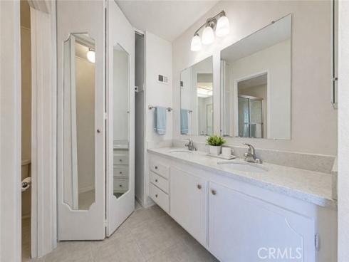 8237  Henshaw  , Buena Park, CA