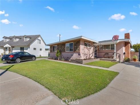 8223  Cyclamen  , Buena Park, CA