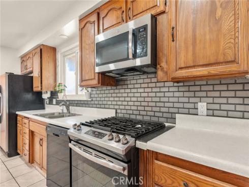 8223  Cyclamen  , Buena Park, CA