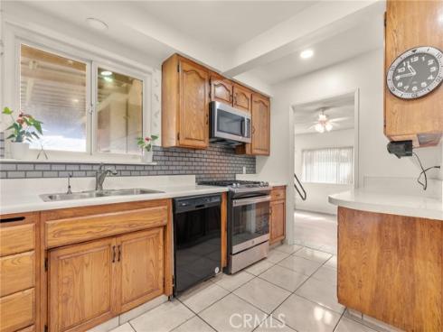 8223  Cyclamen  , Buena Park, CA