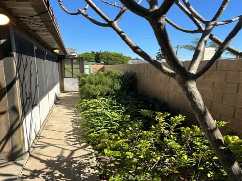 4935  Somerset  , Buena Park, CA