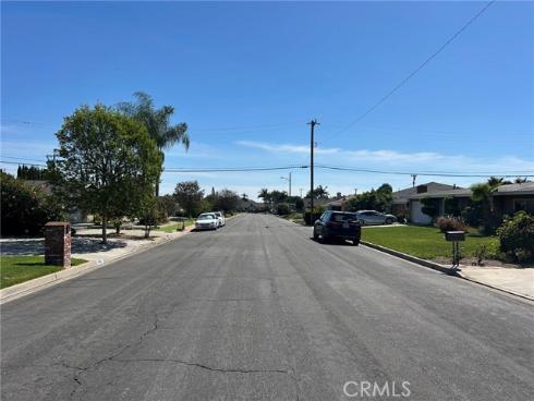 4935  Somerset  , Buena Park, CA